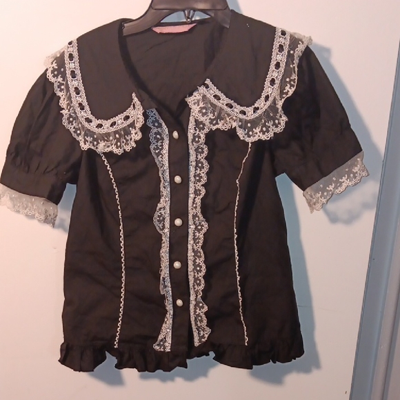 Elegant Black Lace Button Down Shirt - Picture 1 of 6